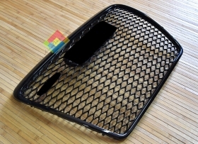 GRIGLIA ANTERIORE NERA AUDI A6 4F 2