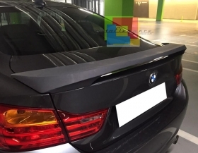 SPOILER POSTERIORE SUL COFANO BMW S